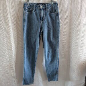 Hollister Striped Ultra Highrise Mom Jean Vintage Stretch Blue Size 5R / 27
